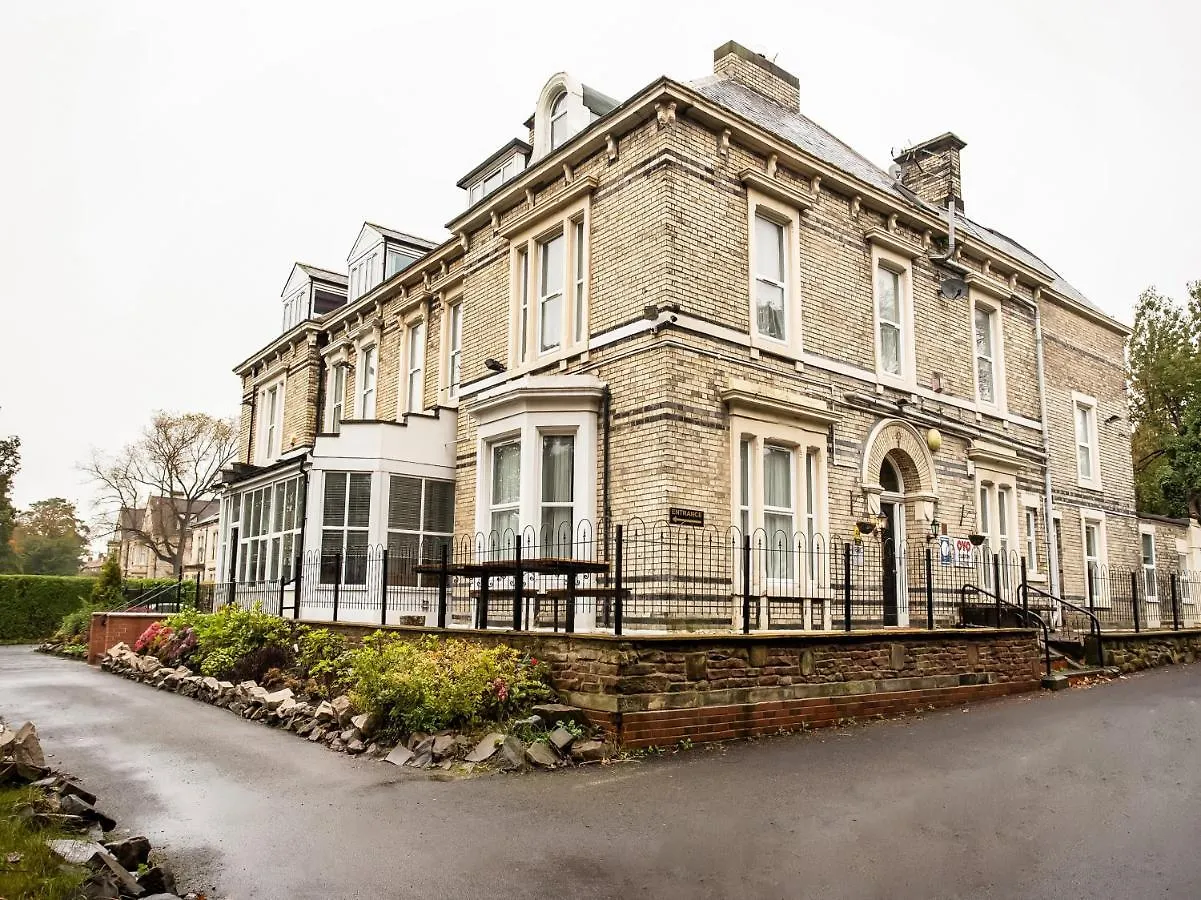 Oyo Clifton Hotel Newcastle upon Tyne