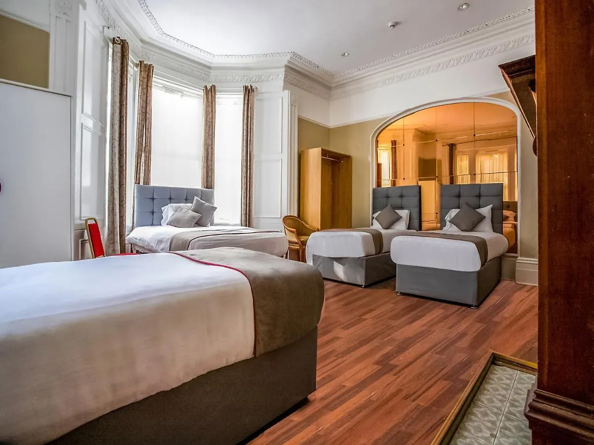 Oyo Clifton Hotel Newcastle upon Tyne