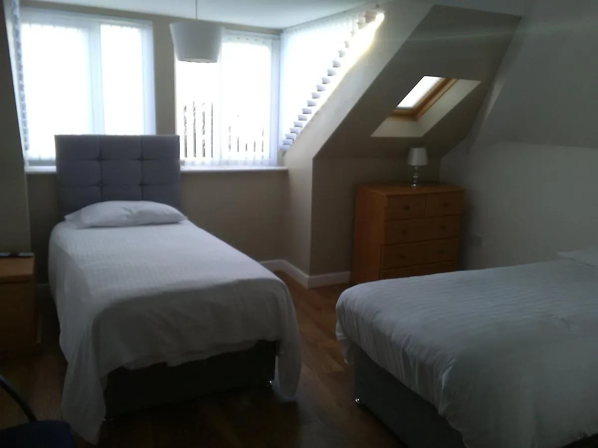 Oyo Clifton Hotel Newcastle upon Tyne