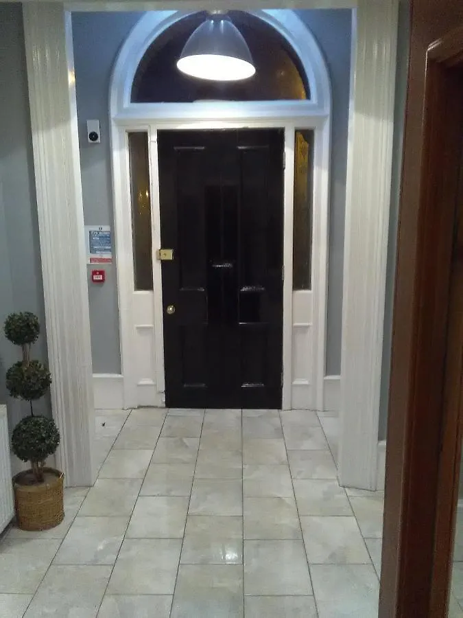 ***  Oyo Clifton Hotel Newcastle upon Tyne Reino Unido