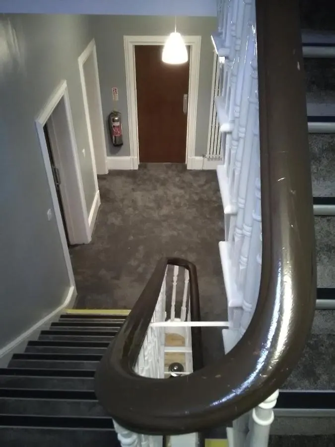 Oyo Clifton Hotel Newcastle upon Tyne
